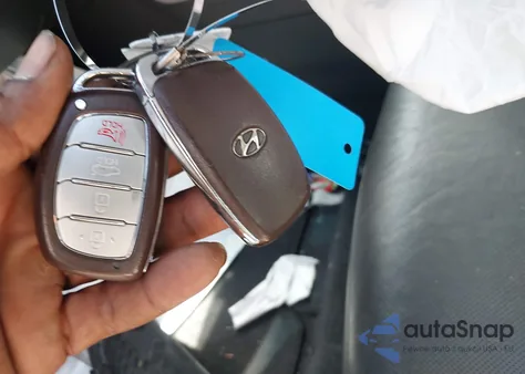 2016 Hyundai Sonata Limited z USA, uszkodzony, nr VIN 5NPE34AF3GH283367